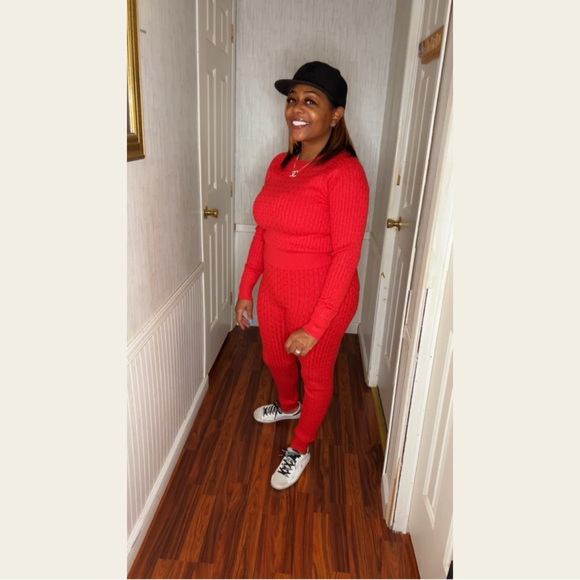 Sweater Knit Set - Picture 2 of 2